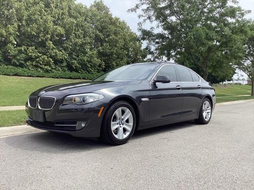 2011 BMW 528 i
