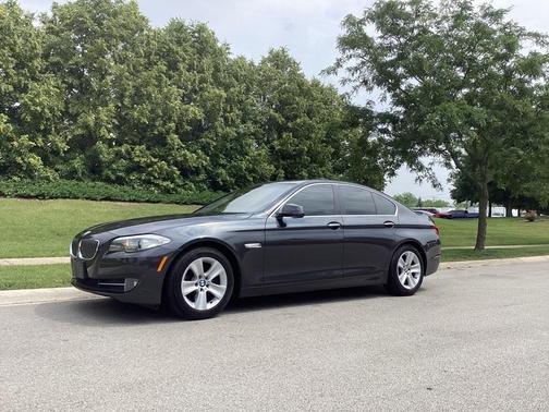 2011 BMW 528 i