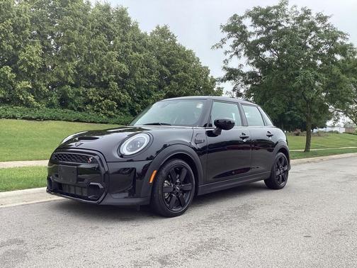 2022 MINI Hardtop Cooper S
