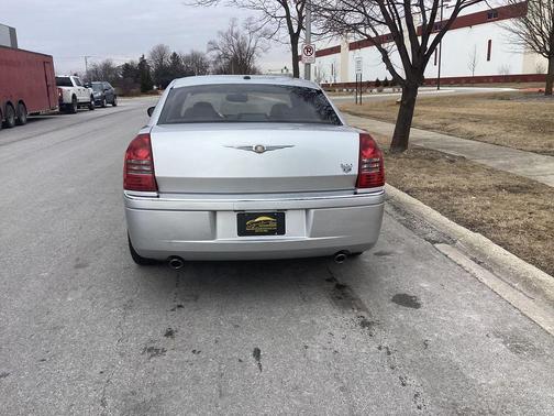 2006 Chrysler 300C Base