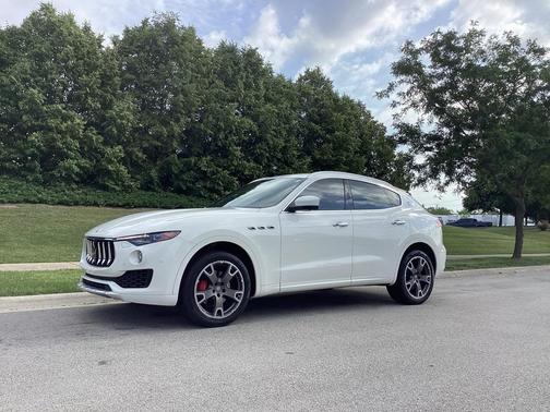 2017 Maserati Levante Base
