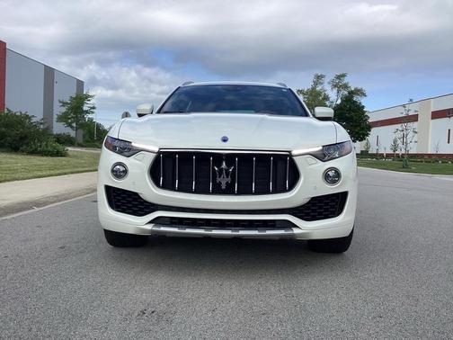 2017 Maserati Levante Base