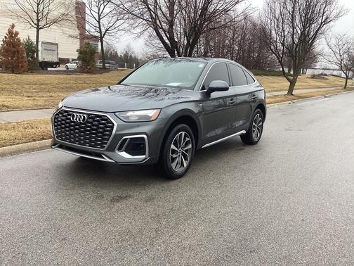 2022 Audi Q5 45 S line quattro Premium