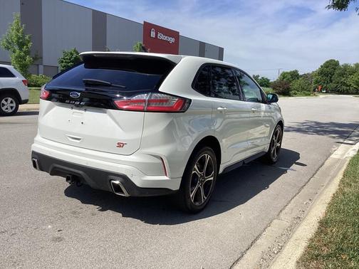 2021 Ford Edge ST