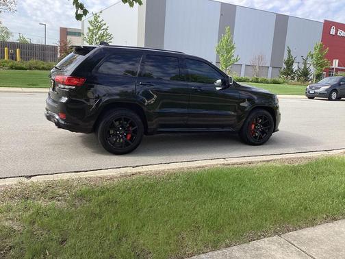 Diamond Black 2018 Jeep Grand Cherokee SRT