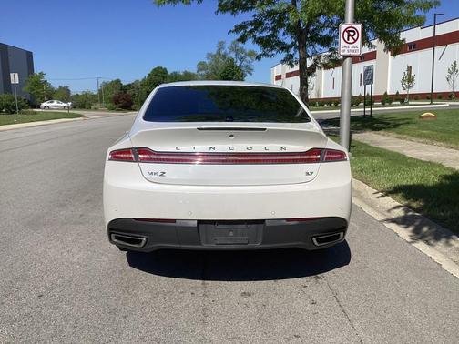 2014 Lincoln MKZ Base