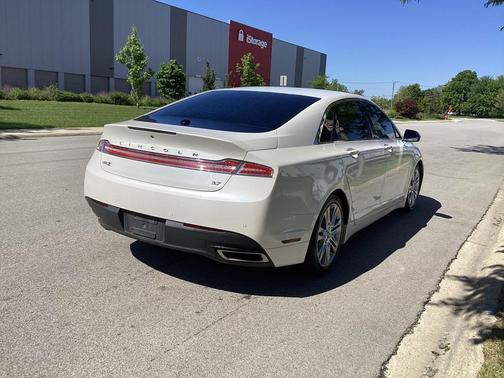 2014 Lincoln MKZ Base