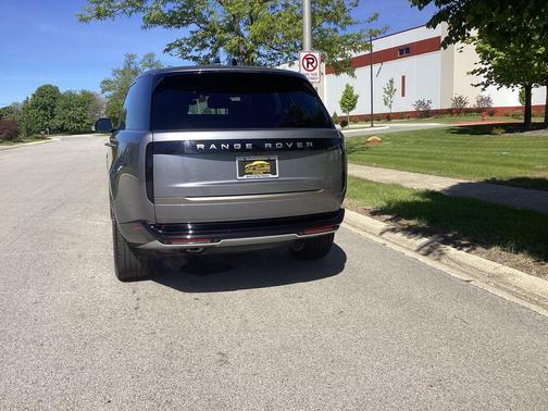 Eiger Grey 2024 Land Rover Range Rover P530 SE