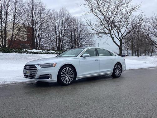 Glacier White Metallic 2019 Audi A8 L 55