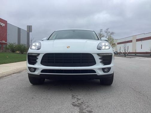2015 Porsche Macan S