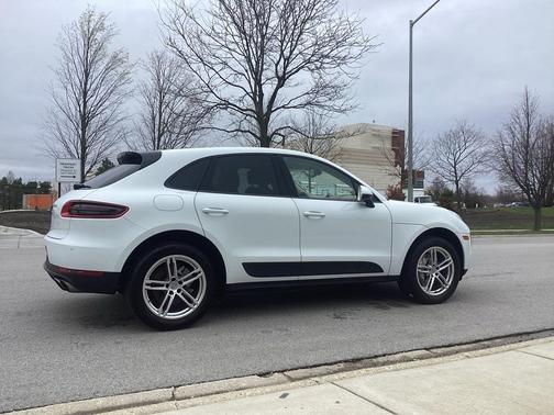 2015 Porsche Macan S
