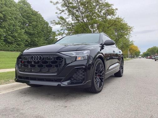 Mythos Black Metallic 2026 Audi SQ8 4.0T Prestige