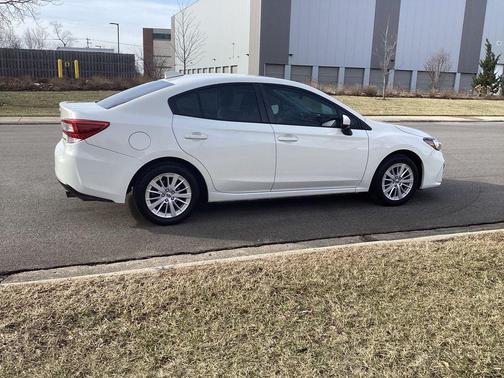 2017 Subaru Impreza 2.0i Premium