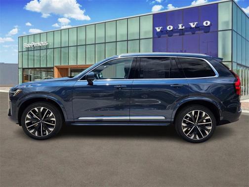 2025 Volvo XC90 B6 Plus 7-Seater