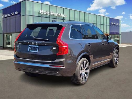 2024 Volvo XC90 Recharge Plug-In Hybrid T8 Ultimate Bright Theme 7-Seater