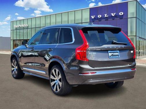 2024 Volvo XC90 Recharge Plug-In Hybrid T8 Ultimate Bright Theme 7-Seater