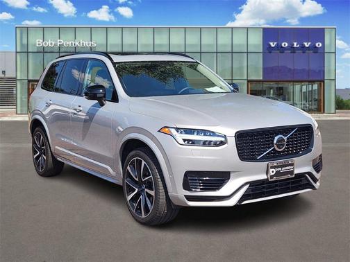 2023 Volvo XC90 Recharge Plug-In Hybrid T8 Plus Dark Theme 7-Seater
