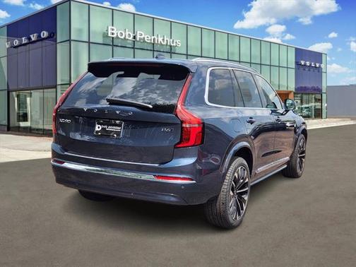 2025 Volvo XC90 B6 Plus 7-Seater