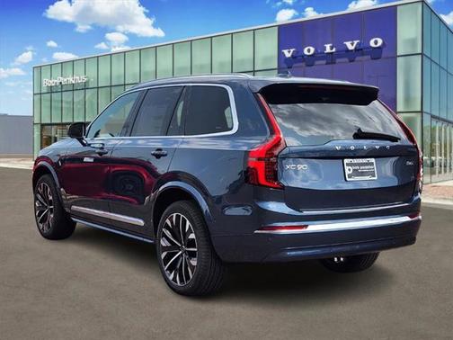 2025 Volvo XC90 B6 Plus 7-Seater