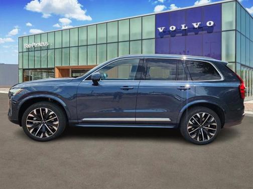 2025 Volvo XC90 B6 Plus 7-Seater