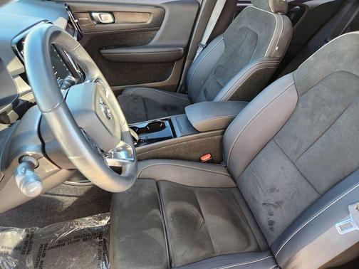 2023 Volvo C40 Recharge Pure Electric Twin Ultimate