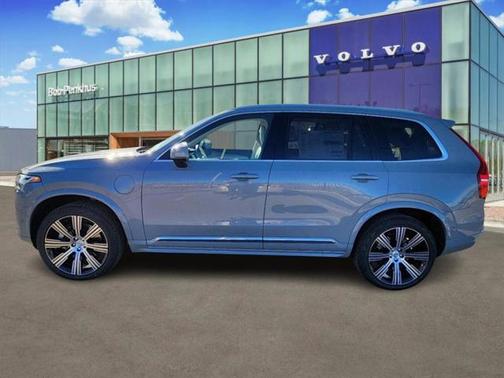 2025 Volvo XC90 Plug-In Hybrid T8 Ultra 7-Seater