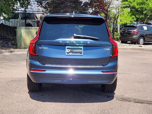 2025 Volvo XC90 Plug-In Hybrid T8 Plus 7-Seater