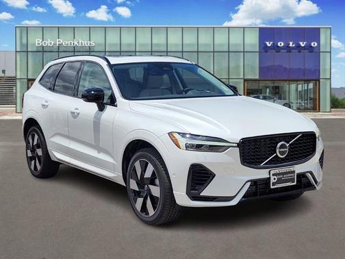 2025 Volvo XC60 Plug-In Hybrid T8 Plus