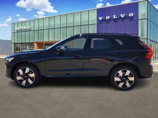 2025 Volvo XC60 Plug-In Hybrid T8 Plus