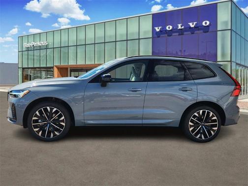 2026 Volvo XC60 B5 Ultra