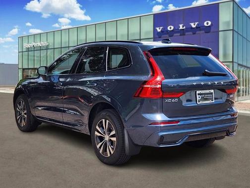 2025 Volvo XC60 B5 Core
