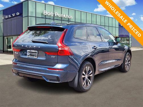 2025 Volvo XC60 B5 Core