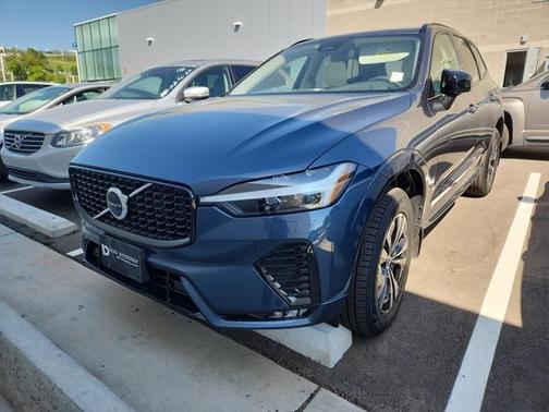 2025 Volvo XC60 B5 Core