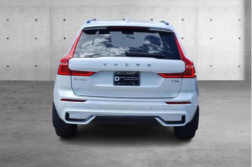 2025 Volvo XC60 Plug-In Hybrid T8 Ultra