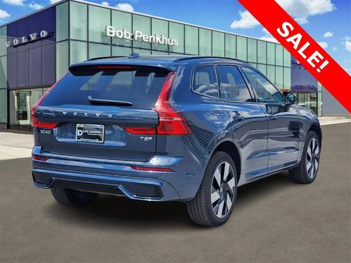 2025 Volvo XC60 Plug-In Hybrid T8 Plus