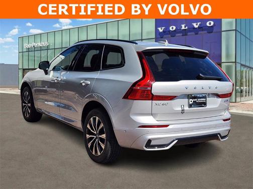 2025 Volvo XC60 B5 Plus
