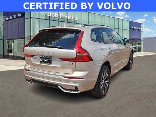 2025 Volvo XC60 B5 Core