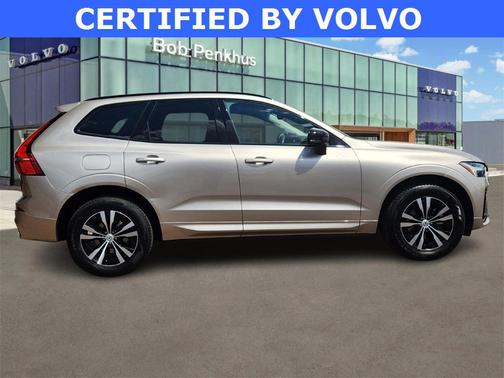 2025 Volvo XC60 B5 Core