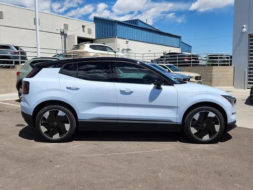 2025 Volvo EX30 Twin Motor Ultra