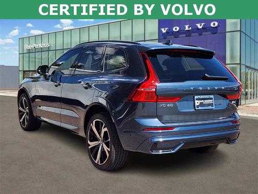 2025 Volvo XC60 B5 Ultra