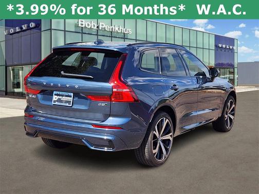 2025 Volvo XC60 B5 Ultra