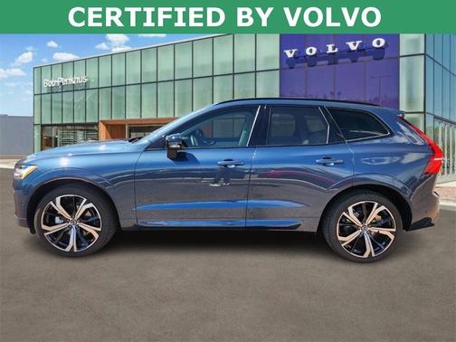 2025 Volvo XC60 B5 Ultra