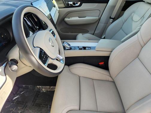 Denim Blue Metallic 2026 Volvo XC60 B5 Ultra