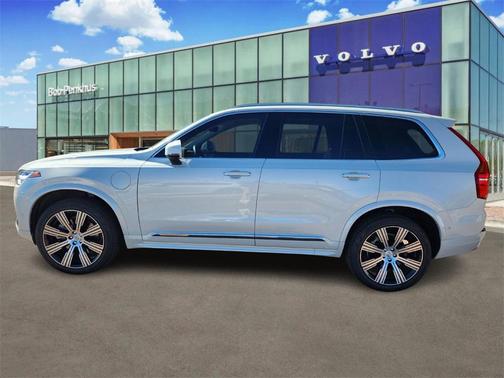 2022 Volvo XC90 Recharge Plug-In Hybrid T8 Inscription 6 Passenger