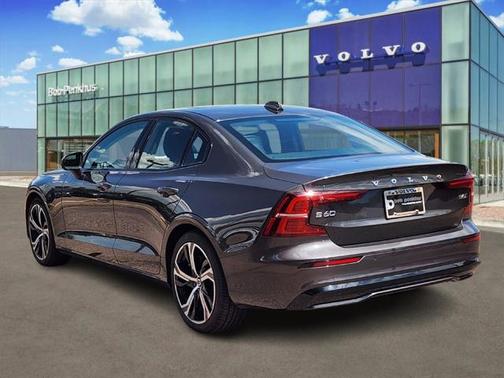 2025 Volvo S60 B5 Core