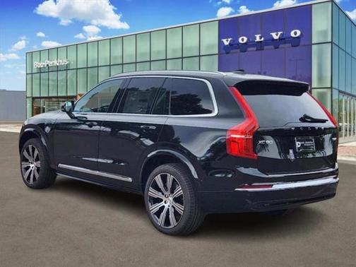 2025 Volvo XC90 Plug-In Hybrid T8 Ultra 7-Seater
