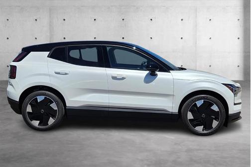 2025 Volvo EX30 Twin Motor Plus