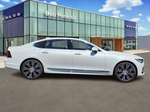 2025 Volvo S90 Plug-In Hybrid T8 Ultra