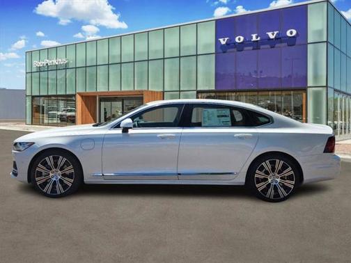 2025 Volvo S90 Plug-In Hybrid T8 Ultra