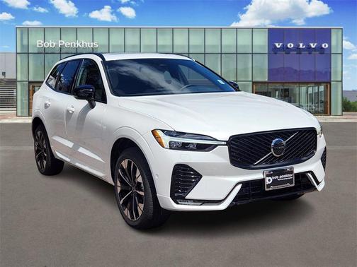 2026 Volvo XC60 B5 Plus